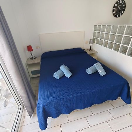 Eldorado Mile Studio Арона Екстер'єр фото